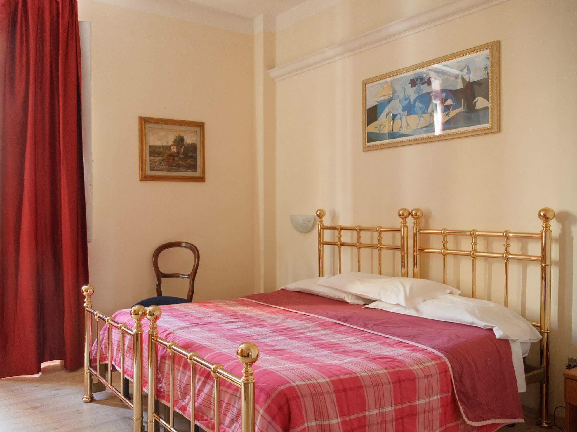 Flom Boutique Hotel Флоренция Экстерьер фото